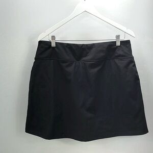 DKNY Sport Skort Black Size Large Logo Back Stretchy Golf Tennis Pickleball